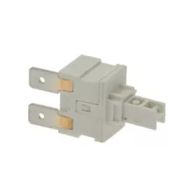 EGYPÓLUSÚ NYOMÓGOMB 16A 250V