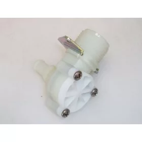 VÍZBEMENETI CSATLAKOZÓ 1-ÚT