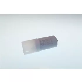 KONDENZÁTOR 16|iF 450/500V M8