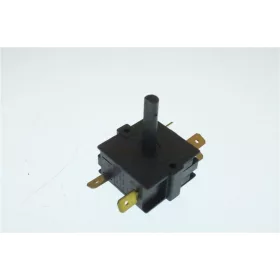 CMMT KERESKEDŐ UTCA 902 4POZ        EO12562