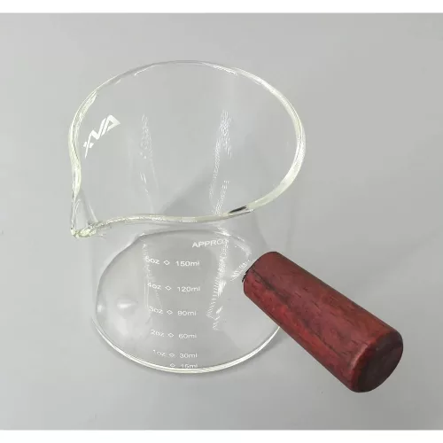 Üveg Mérőpohár Fa Fogantyúval - 150 ml, Dupla kiöntős - Barista kellék (761G13)