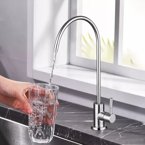 Ibergrif M22301A ozmózis csap 1/4 és 3/8 colhoz, 304 acél – részletfotó