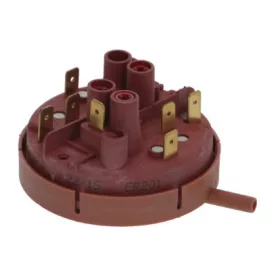 NYOMÁSKAPCSOLÓ 7C 2 SZINT