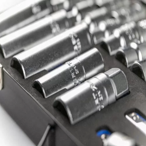 Dugókulcs készlet racsnis 1/2", 29 részes, 25 év garancia, HÖGERT HT1R480