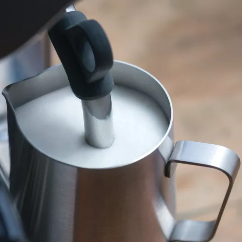 SAGE The Barista Touch™ Eszpresszó kávéfőző (Black Truffle)