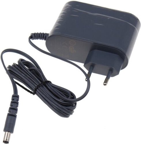 AC ADAPTER - TRANSZFORMÁTOR / FESZÜLTSÉG ADAPTER